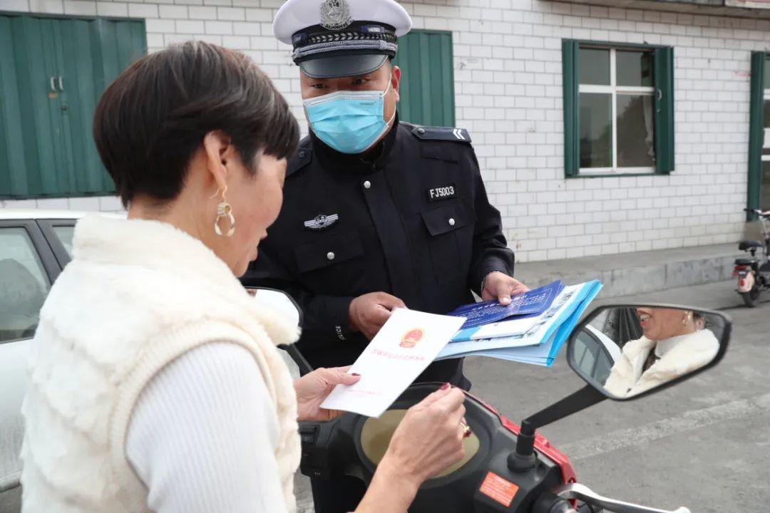 新车上户全流程详解，购车至上牌一站式指南